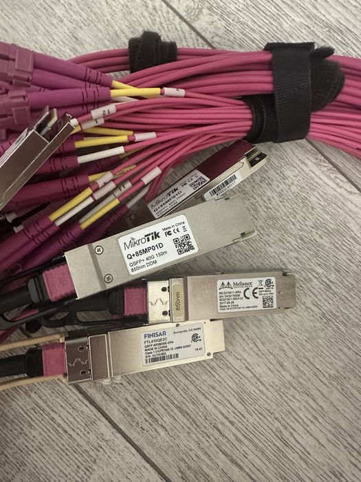 Оптичні патчкорди, модулі SFP+ QSFP+ LC MPO Breakout