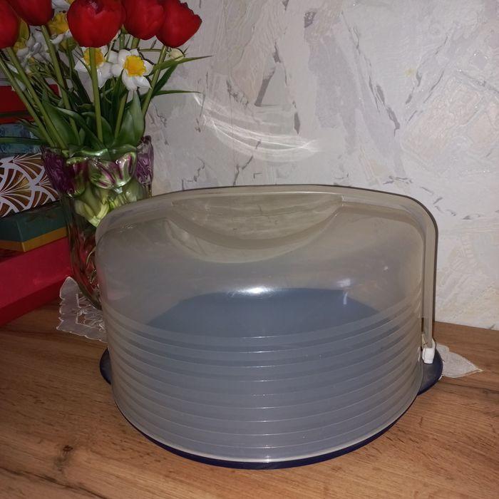 Контейнер для тортов и выпечки TUPPERWARE