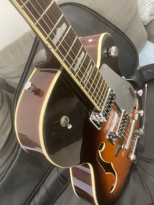 Guitarra Semi-Acústica GRETSCH G5420T