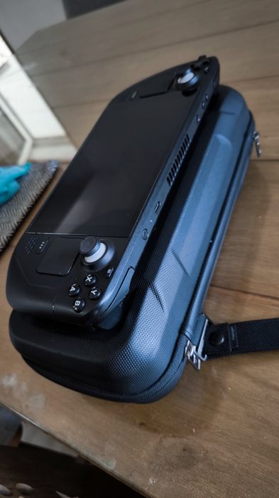 Steam Deck Lcd 512Gb + Hard Case Spigen