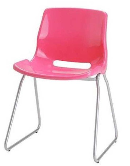 SNILLE cadeira rosa