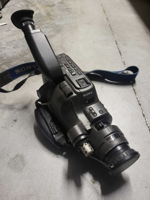 Máquina Filmar | Handycam Video 8 CCD-F450E, Sony
