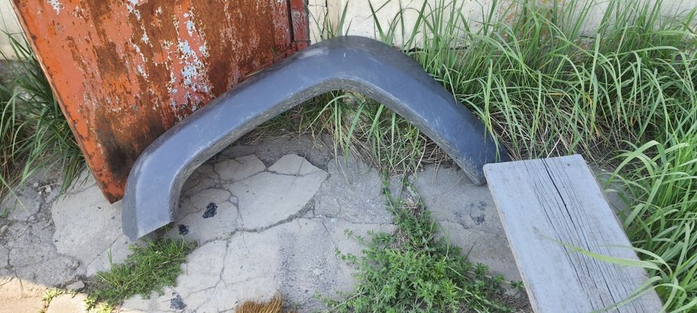 Автозапчасти пластик