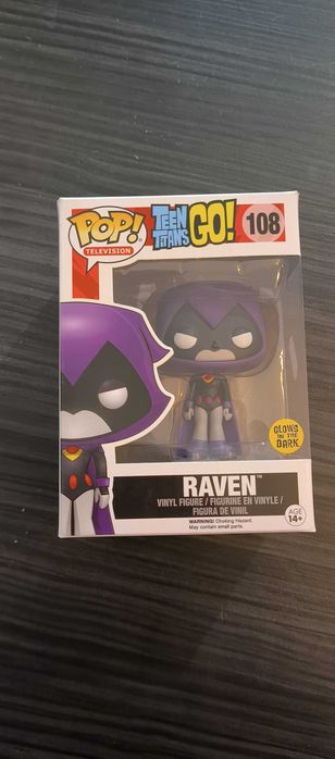 Pop funko Raven glow