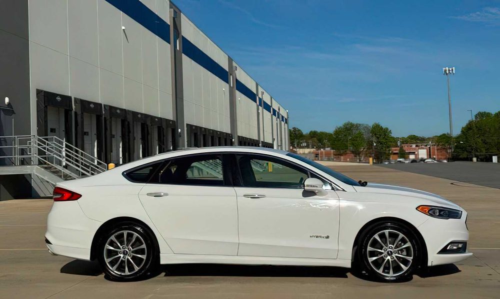 Ford Fusion SE      2017