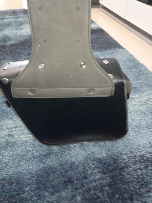 Bolsas laterais de couro para motos