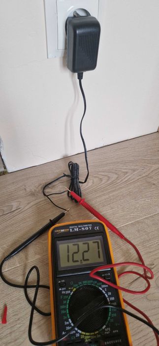 Zasilacz 12V / 1A