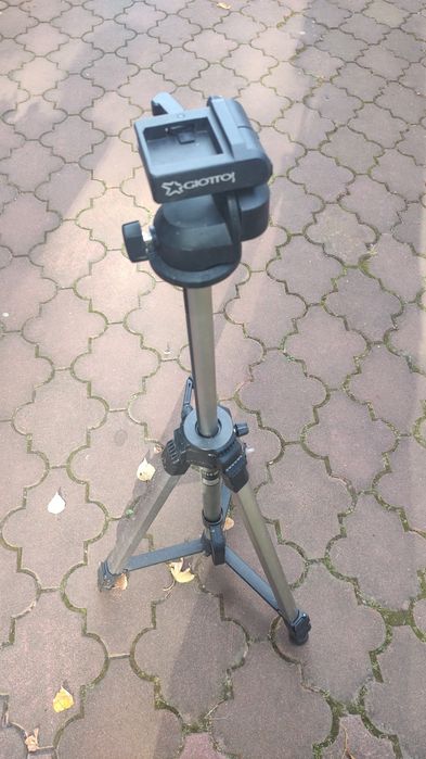 Statyw do aparatu Giotto vt 809
