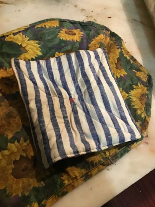 3 pegas em pano tons azul