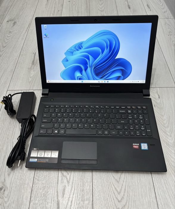 Laptop lenovo B51-80 i7 6gen 16gb/128gb SSD