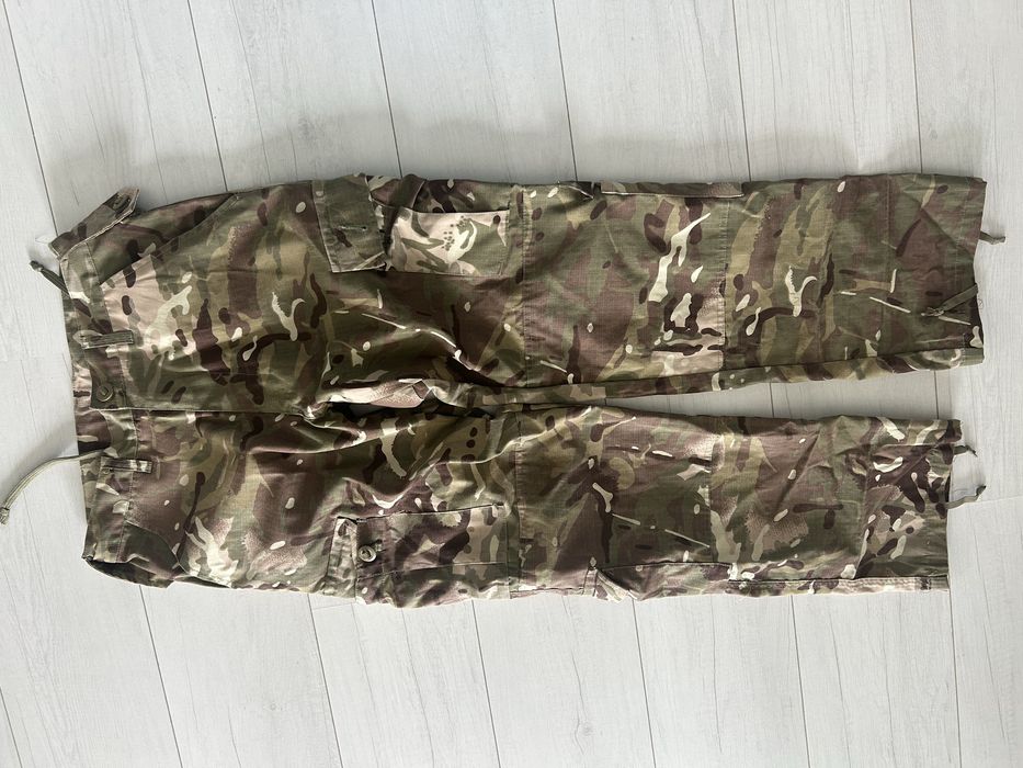 Spodnie moro/kamuflaż rozmiar 30 pas 80-82 cm stan bdb