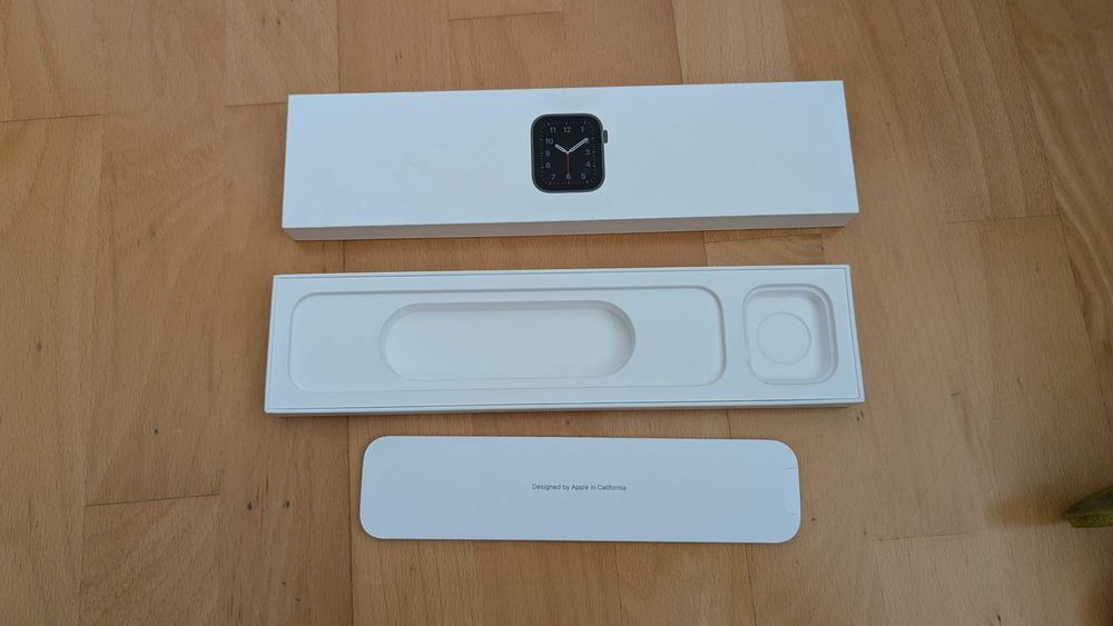 CAIXA Apple Watch SE 44mm