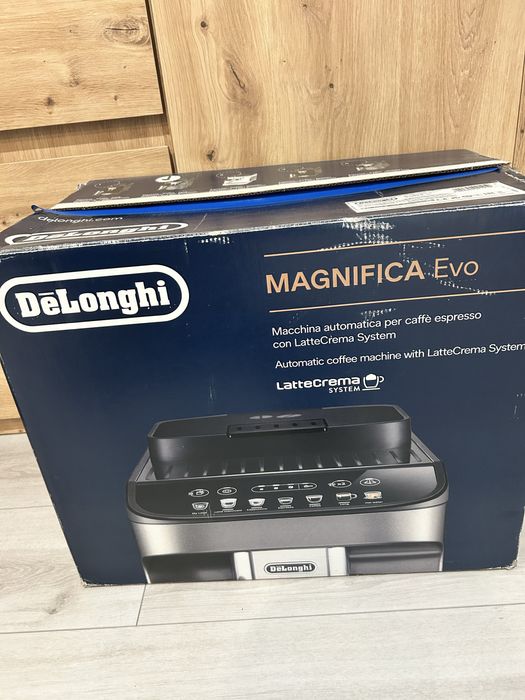 Ekspres do kawy DeLlomghi Magnifica Evo