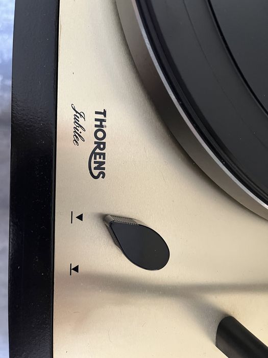 Gira discos Thorens TD 147 Jubilee