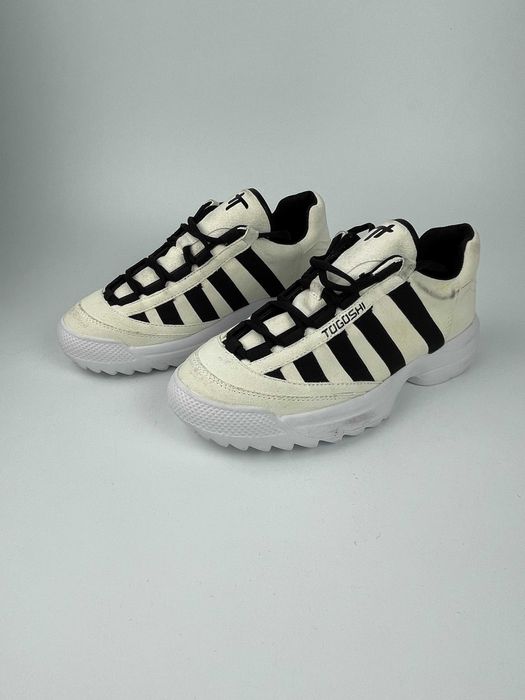 Sneakersy Togoshi czarno-białe r. 40 – nowoczesny design i wygoda [46]
