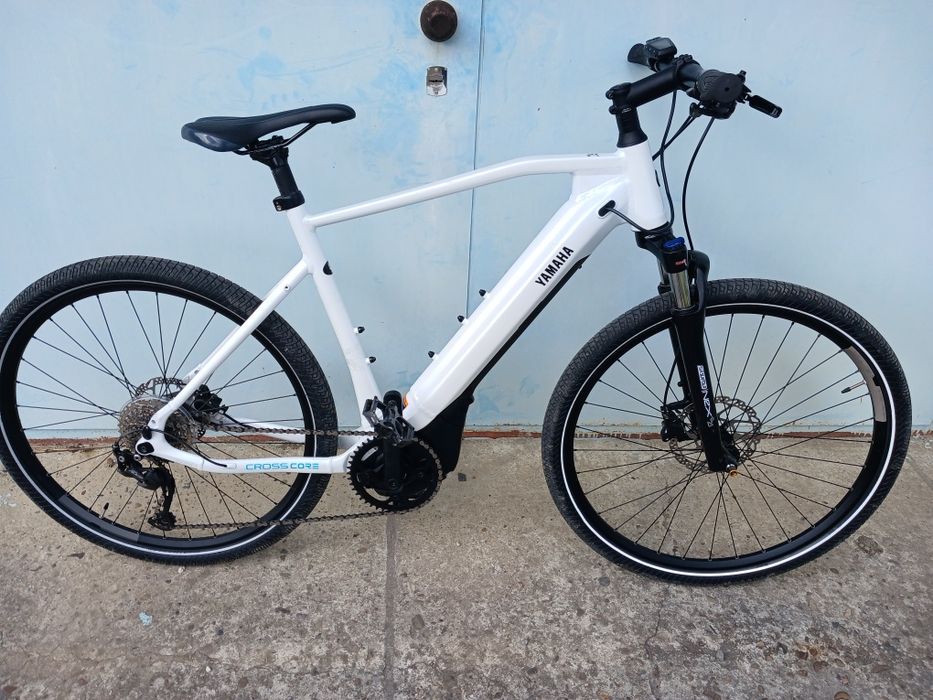 Електровелосипед Yamaha Hybrid Cross-core RC e-bike Ямаха е байк.