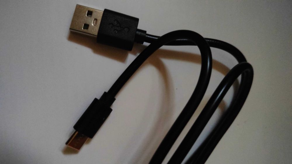 Masażer mięśni pistolet  do masażu, fajny prezent