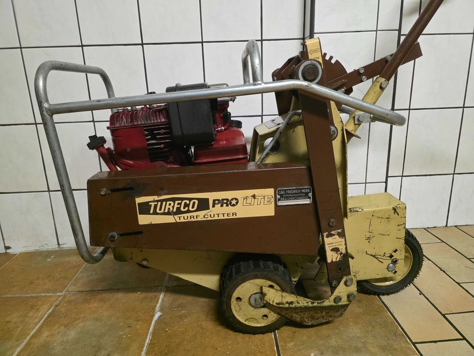 Ryan Brouwer Wycinarka Darni Ryan obrzynarka do trawników Turfco Toro Rink Podcinarka do darni BILLY GOAT Camon