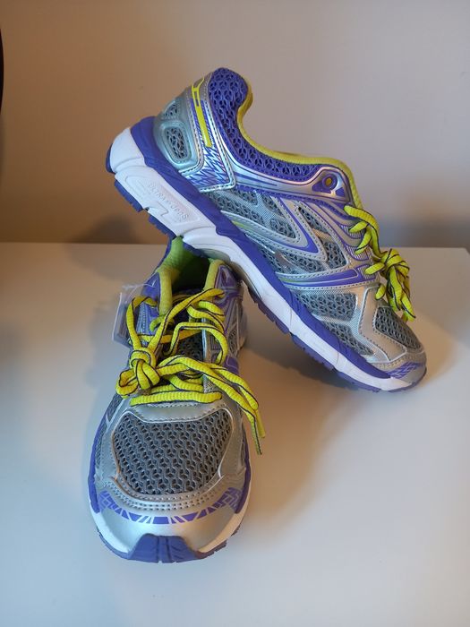 Damskie sneakersy nowe