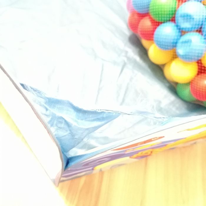 Kulki do basenu 280 sztuk (duże)+ basen gratis