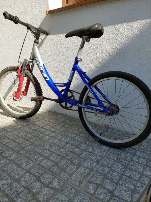 Продам недорого дитячий ровер в доброму стані