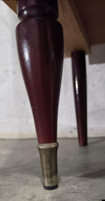 MÓVEL Aparador buffet de raiz de Nogueira Art Déco. madeira folheado.