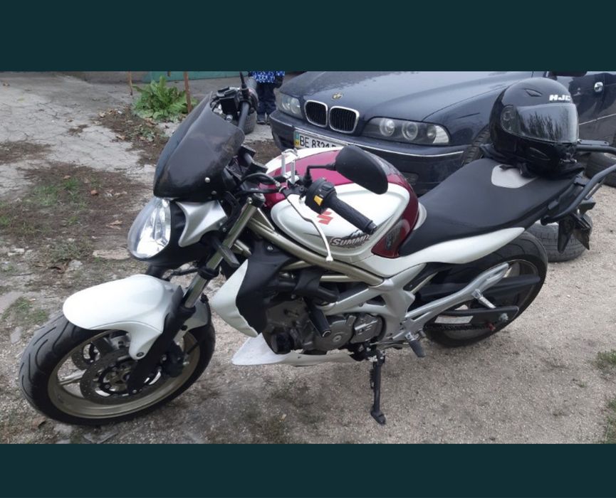 Suzuki Gladius SV650