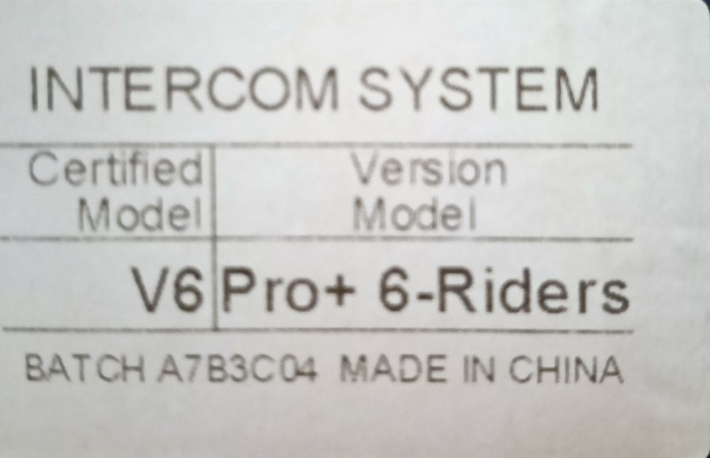 intercomunicador para capacete de mota da marca EJEAS V6 pro +6