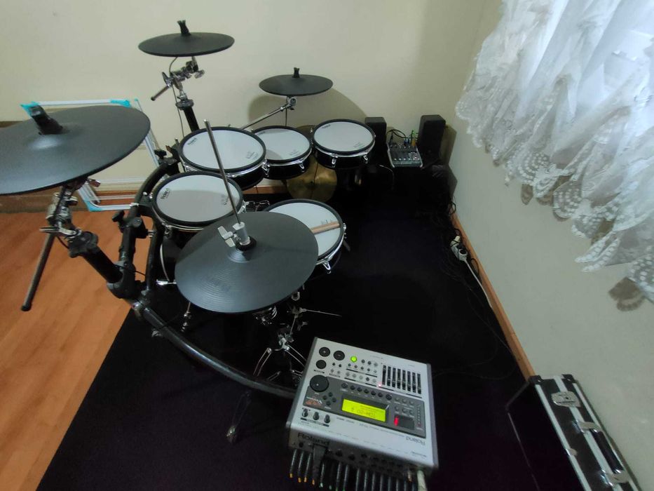 Roland TD 20 em bom estado geral