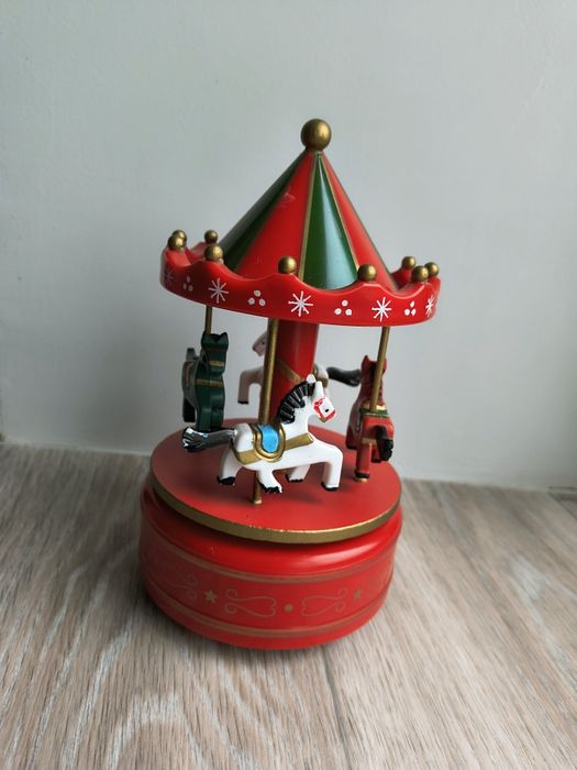 Игрушка Музыкальная карусель