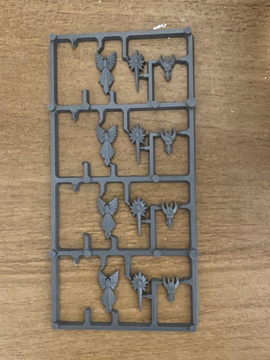 Warhammer High Elves emblematy kitbash, bitsy