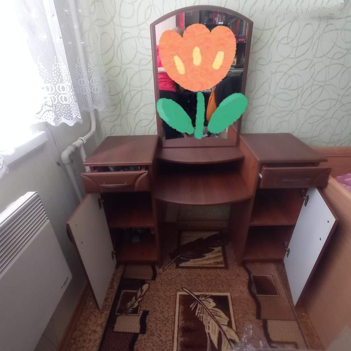 Терміново продається трюмо