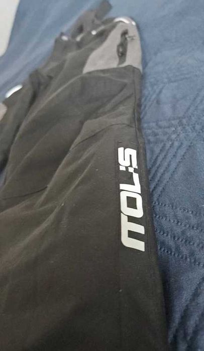 Komplet kurtka, podpinka, spodnie, czapka na narty 7-9 lat