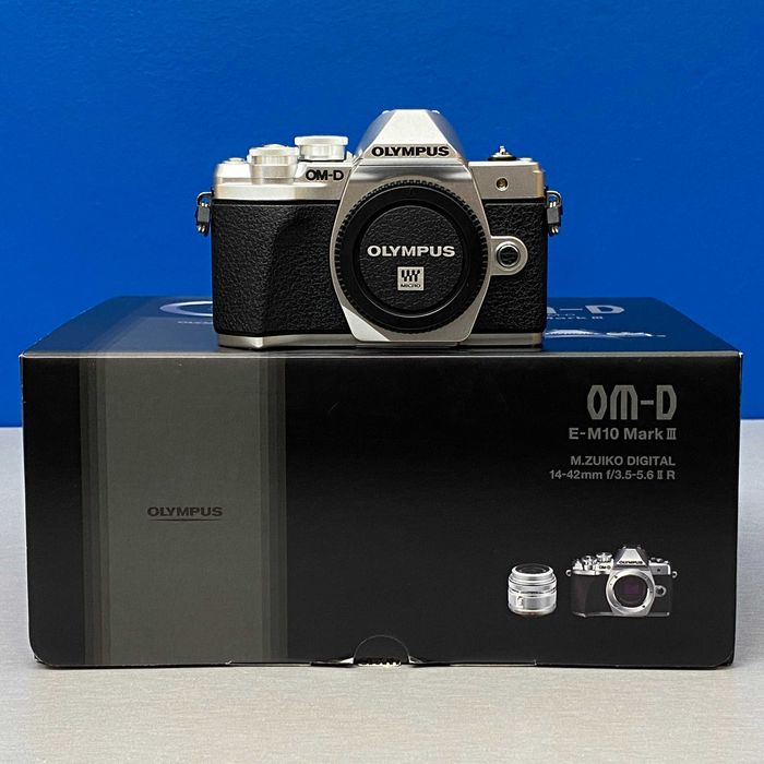 Olympus OM-D E-M10 Mark III (Corpo) - 16.1MP