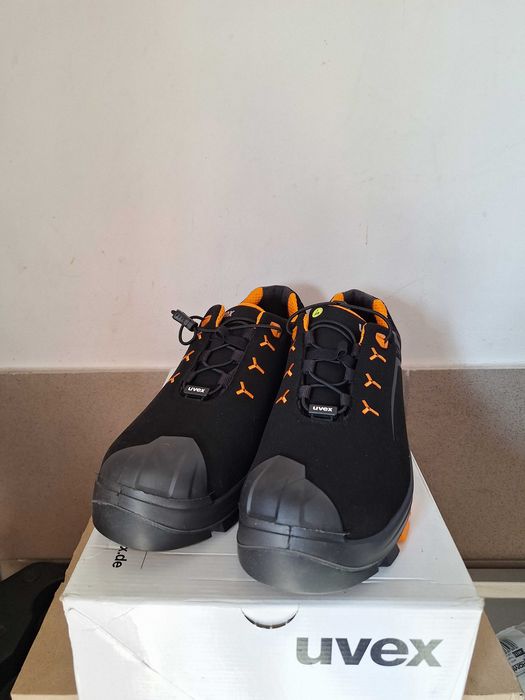 Buty Bhp UVEX S3 SRC 45