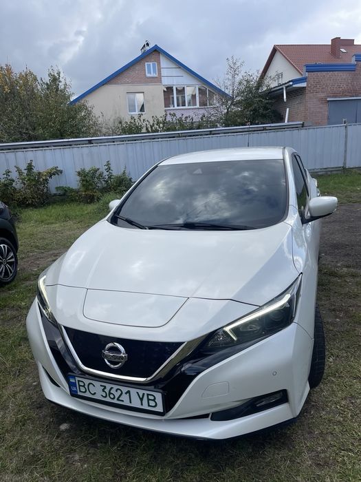 Nisan leaf 2018 40 KwH