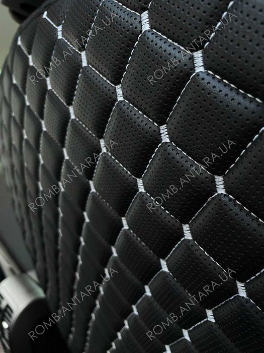 Накидка на спинку переднього сидіння / Захист від дитячого взуття