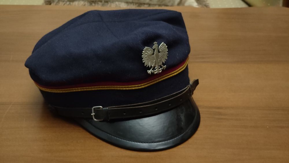 Czapka kolejowa PKP lata 90