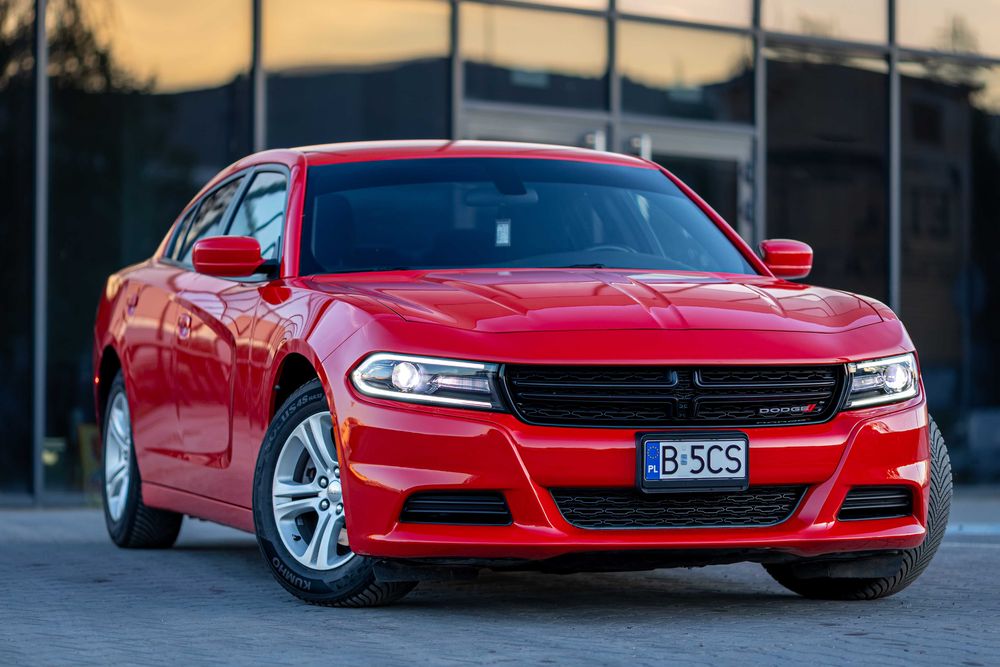 Dodge charger SXT RWD Piękny Zobacz