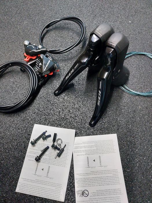 Nowe klamkomanetki Shimano 105 R7020 + R7070 11s