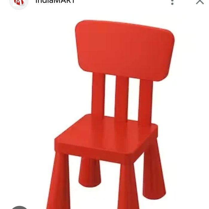 Selling IKEA desk and 2 children's chairs64586007771906121