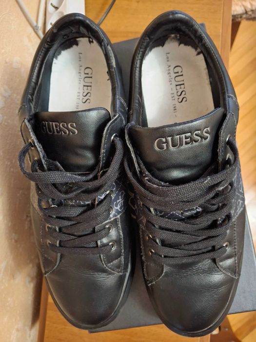 Кеды кожаные Guess