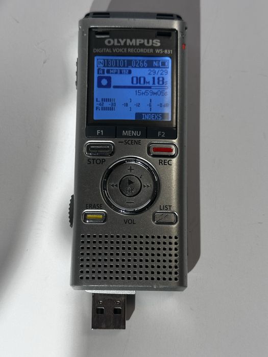 Olympus WS-831 – dyktafon cyfrowy, sprawny, USB, nagrywa