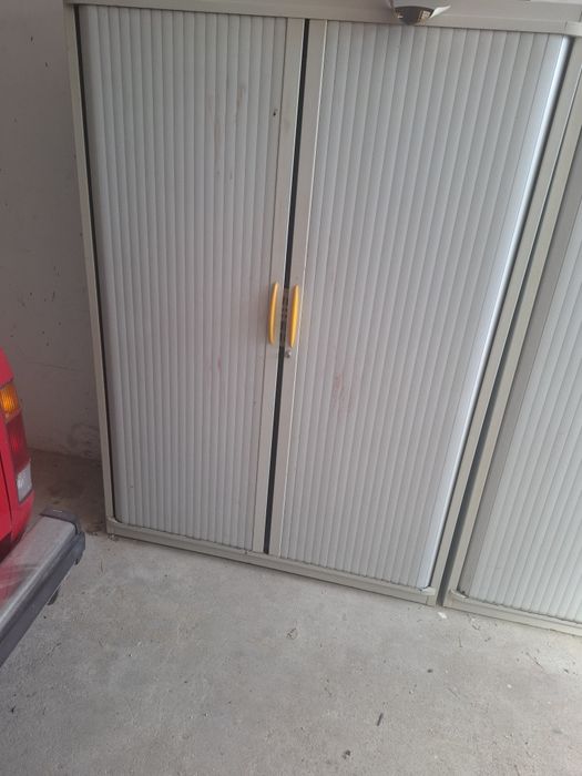 Armário de portas de correr usado