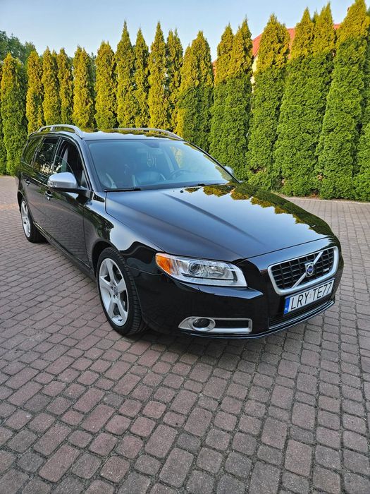Volvo V70 Volvo V70 2.0T R-Design
