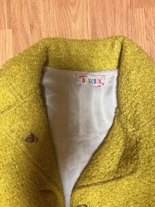 Пальто салатового кольору р.116