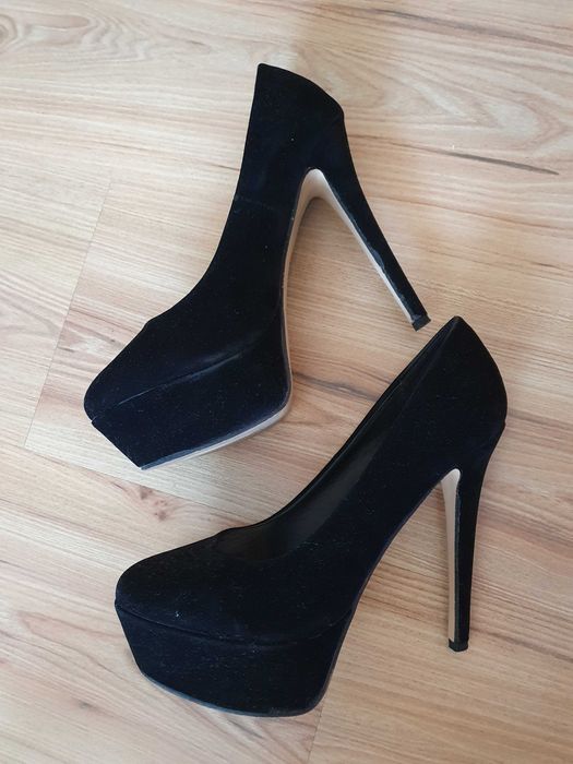 Czarne szpilki z platformą, pumps, New Look, 39