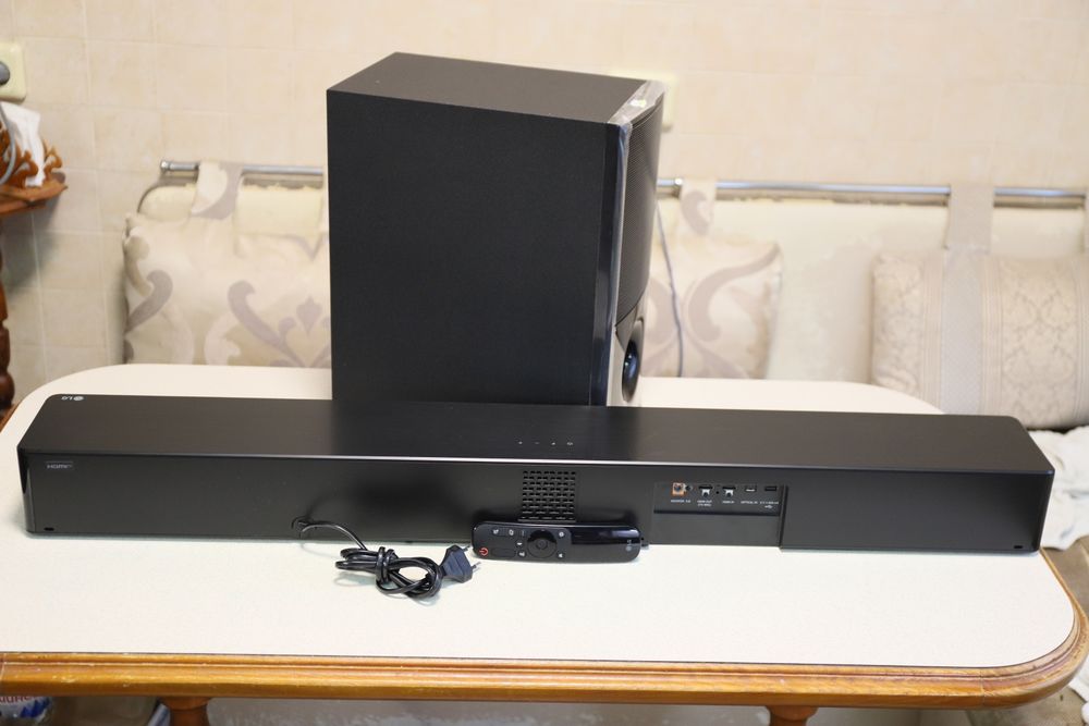 Soundbar  LG   SNH5