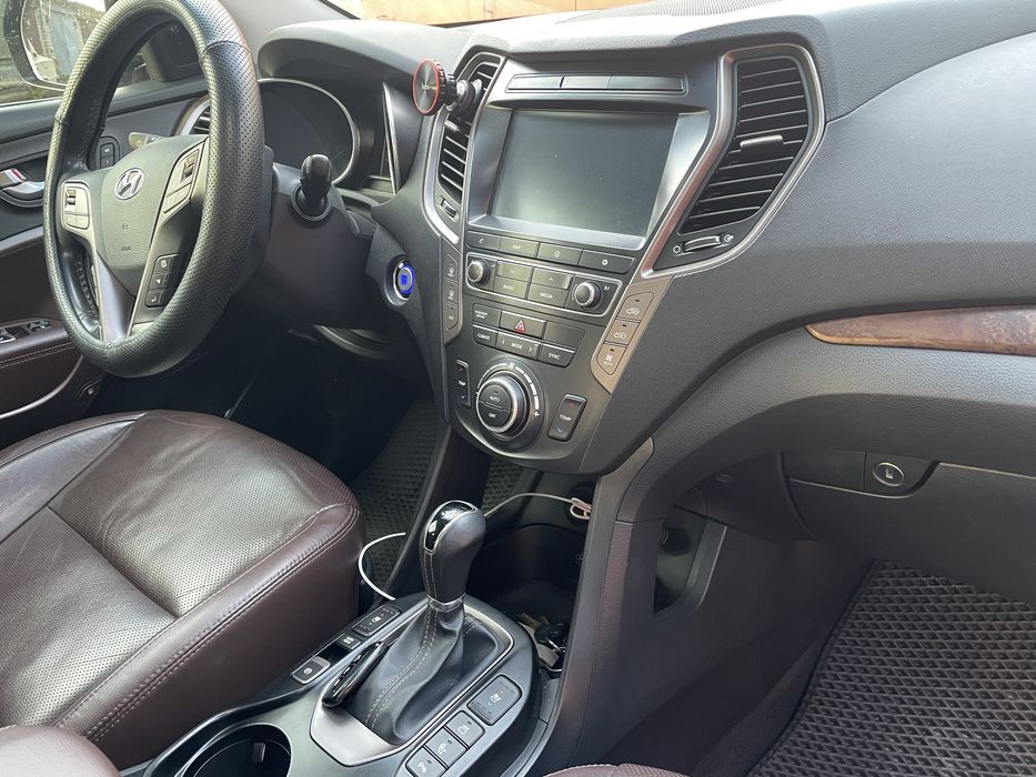 Hyundai Grand Santa Fe 2,2