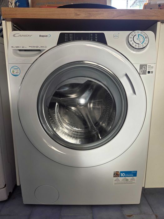 Máquina de lavar roupa, Muito nova, frontal da linha Candy RapidÓ, com WI-FI integrado
